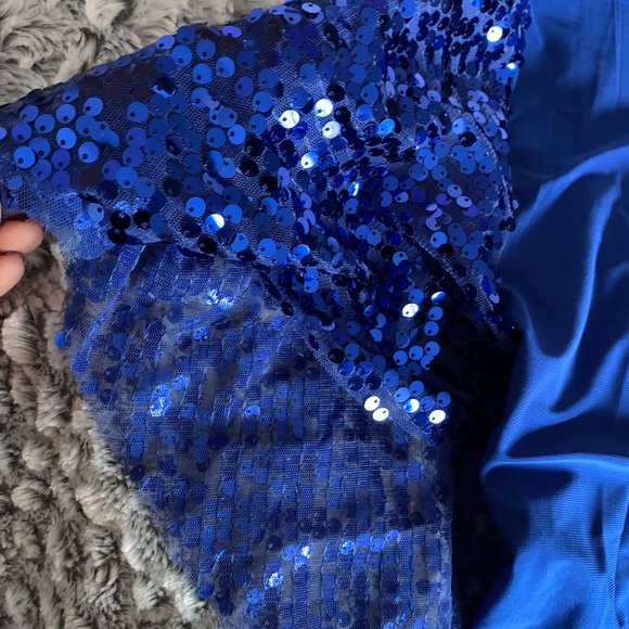 Layered blue sequin blouse - Picture 7 of 7